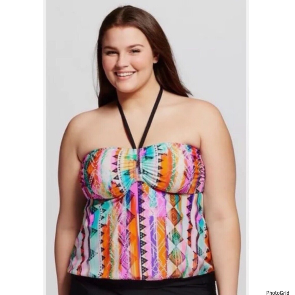 Heart and harmony 1X plus size multicolored halter swim top nwt